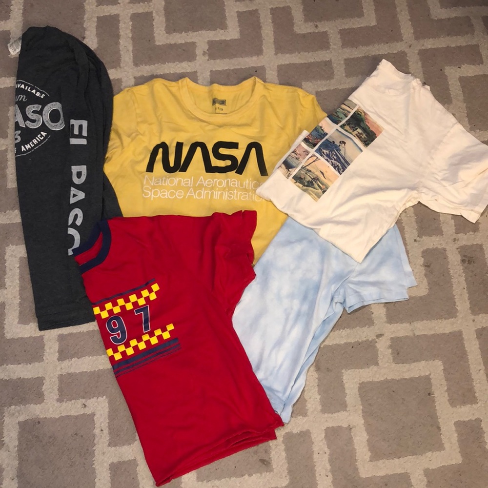 5 Small T-shirt bundle